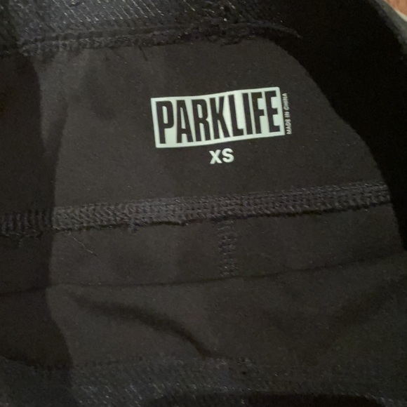 Aritzia Parklife leggings - Picture 2 of 2